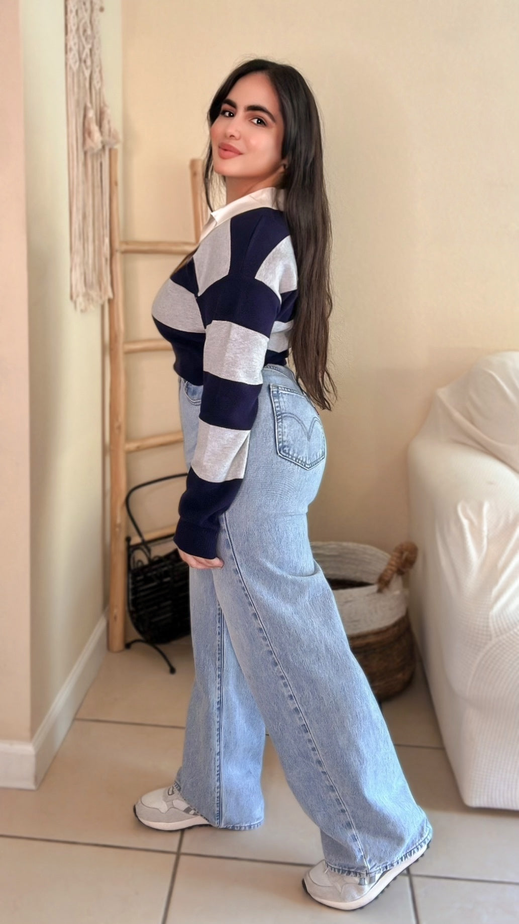 Campus Crush Pullover